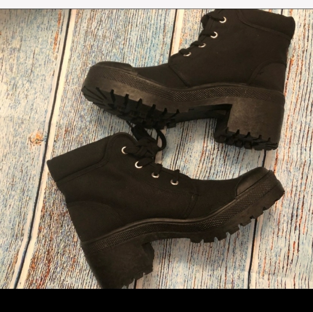 Black Canvas Combat Boots Chunky Heel